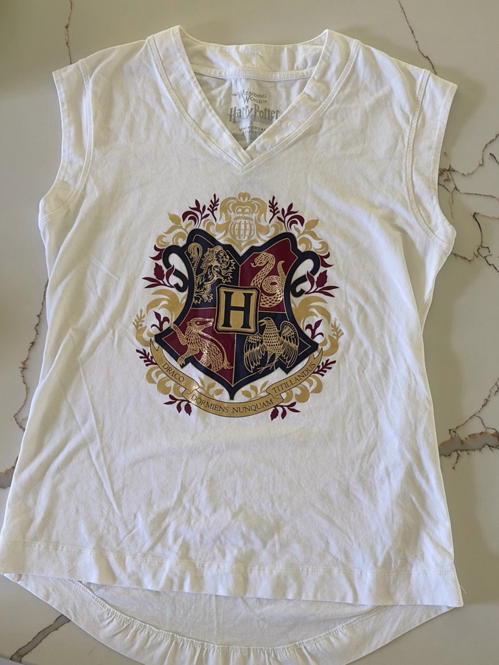 Universal White Hogwarts Crest V‑Neck Tank Top